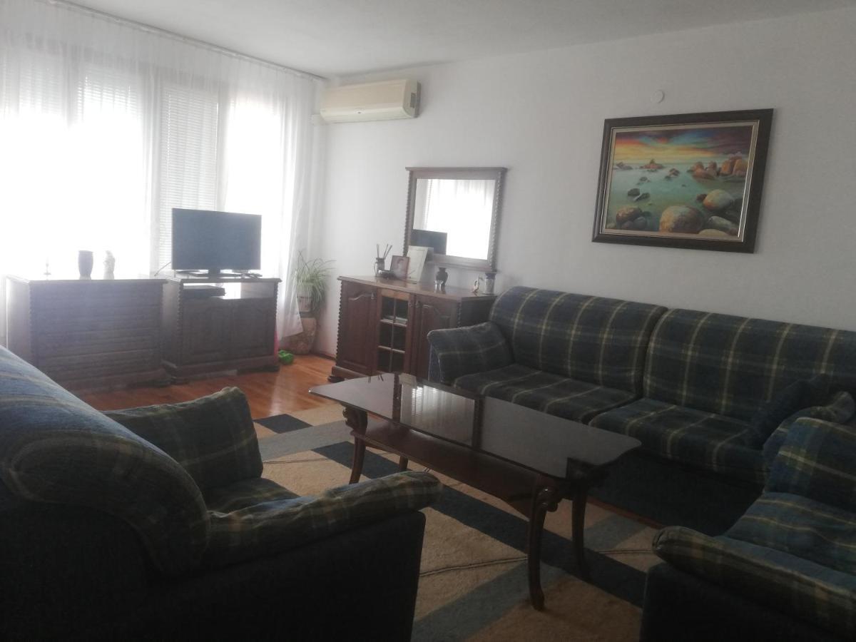פומורי Apartments Anita מראה חיצוני תמונה