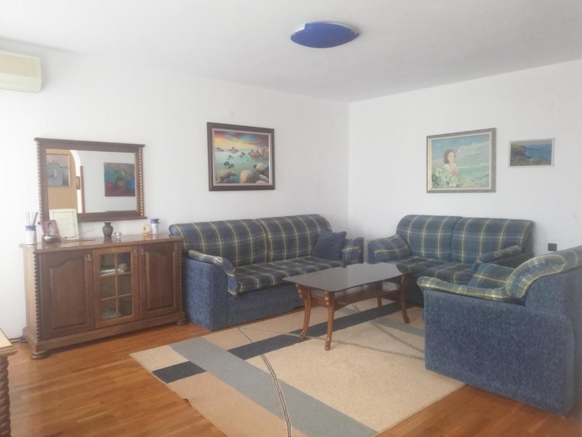פומורי Apartments Anita מראה חיצוני תמונה